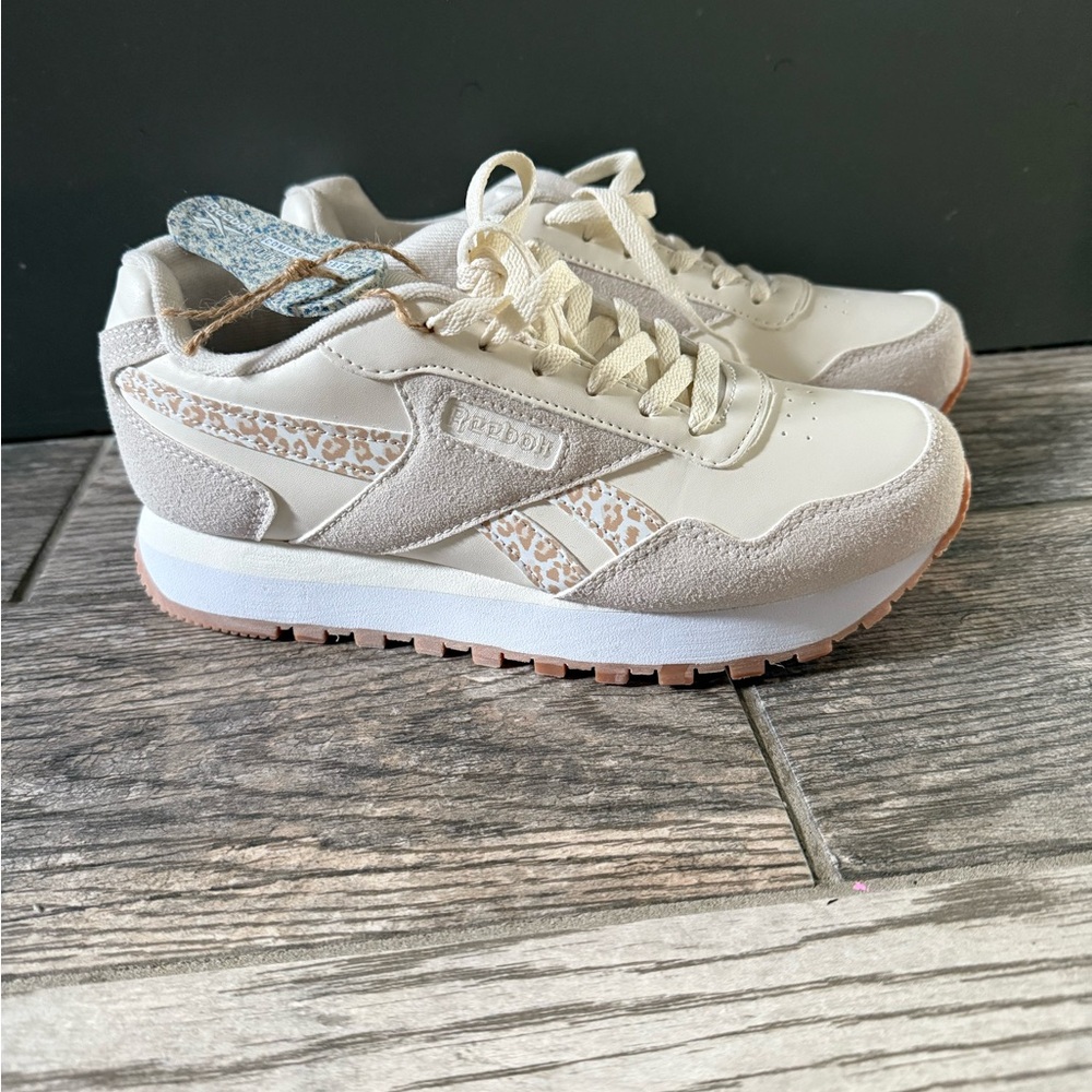 Reebok Women's Beige and White Sneakers